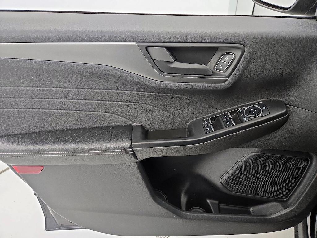 used 2025 Ford Escape car, priced at $21,998