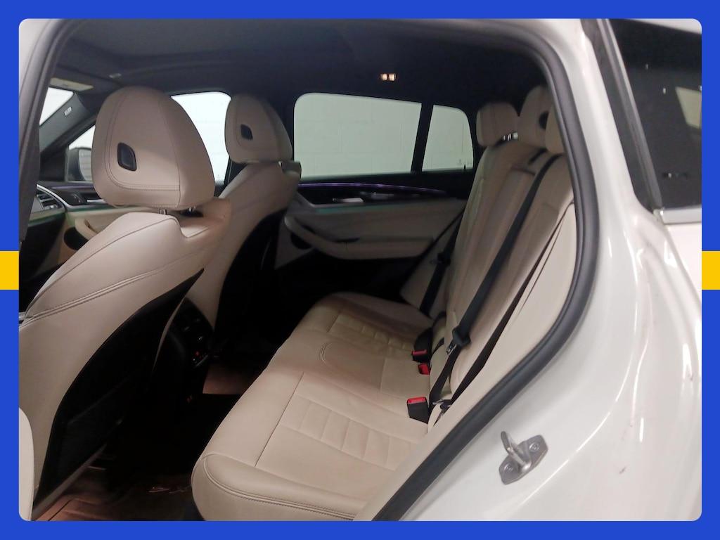 BMW X4 view 20