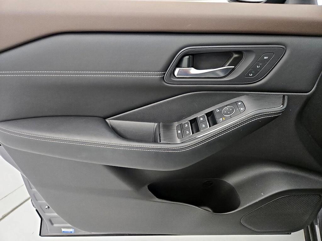 used 2023 Nissan Rogue car, priced at $26,998