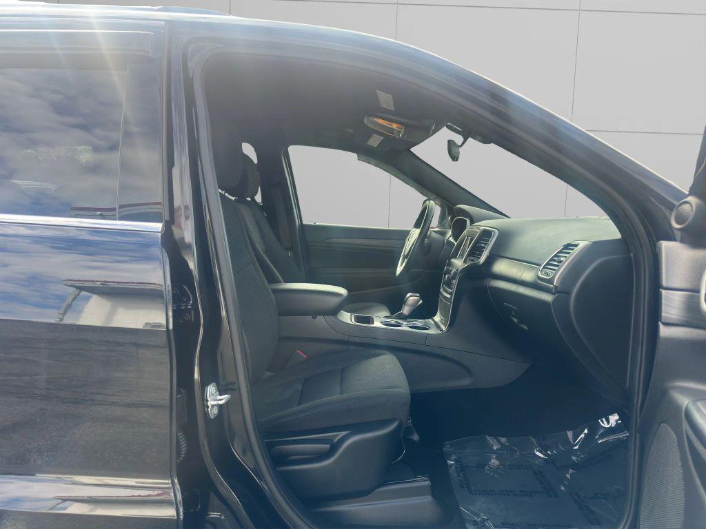 used 2020 Jeep Grand Cherokee car, priced at $15,499