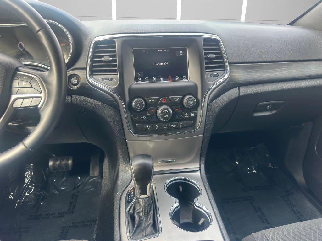 used 2020 Jeep Grand Cherokee car, priced at $15,499