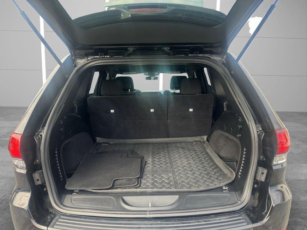 used 2020 Jeep Grand Cherokee car, priced at $15,499