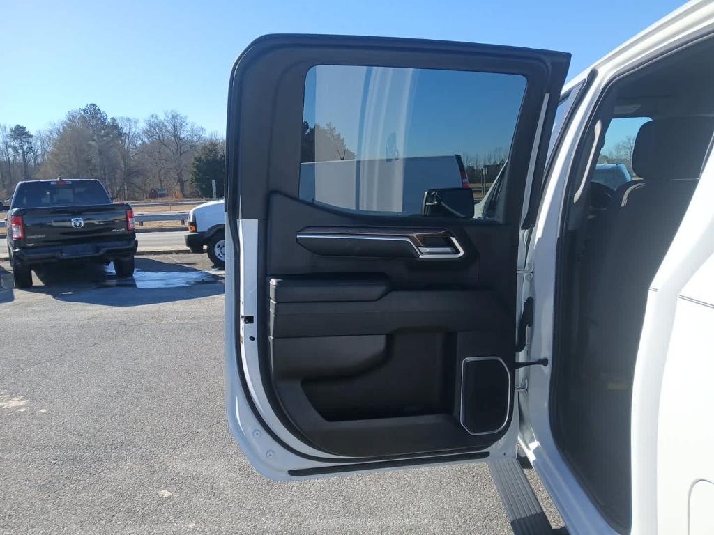 used 2022 Chevrolet Silverado 1500 car, priced at $38,891