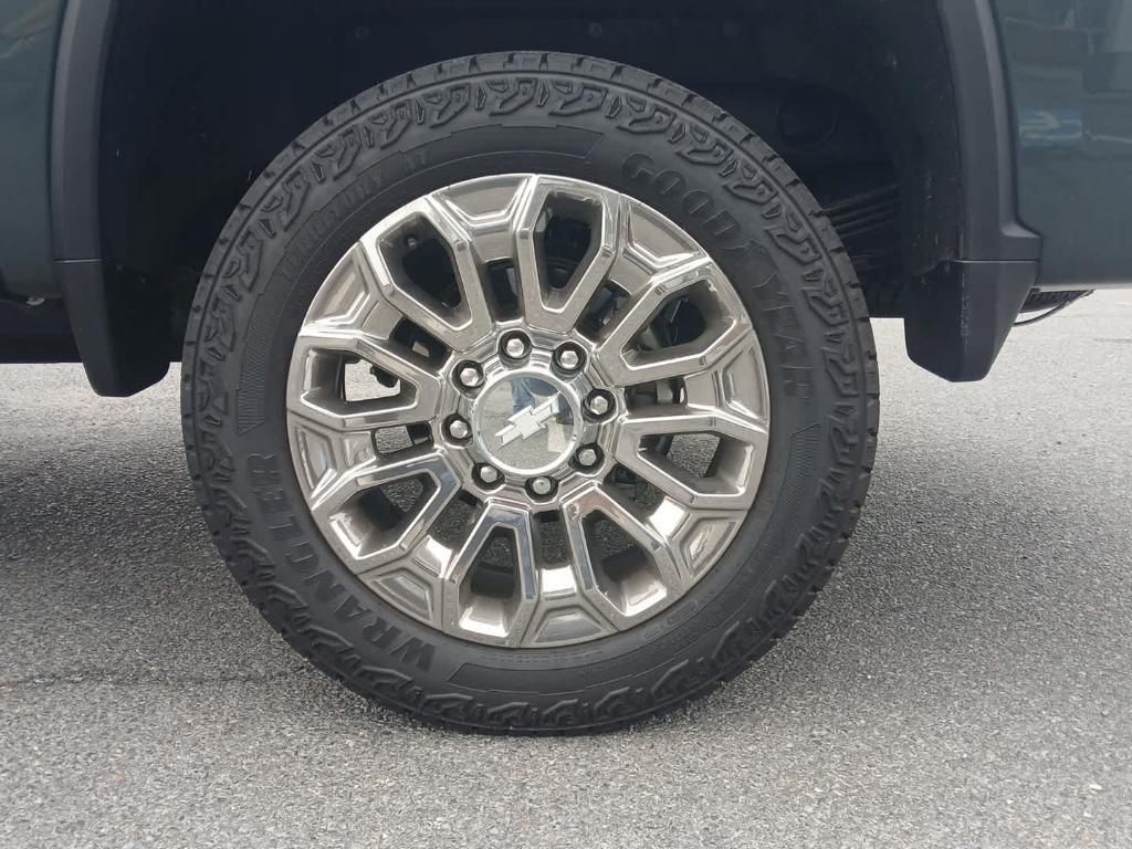 new 2025 Chevrolet Silverado 2500 car, priced at $83,650