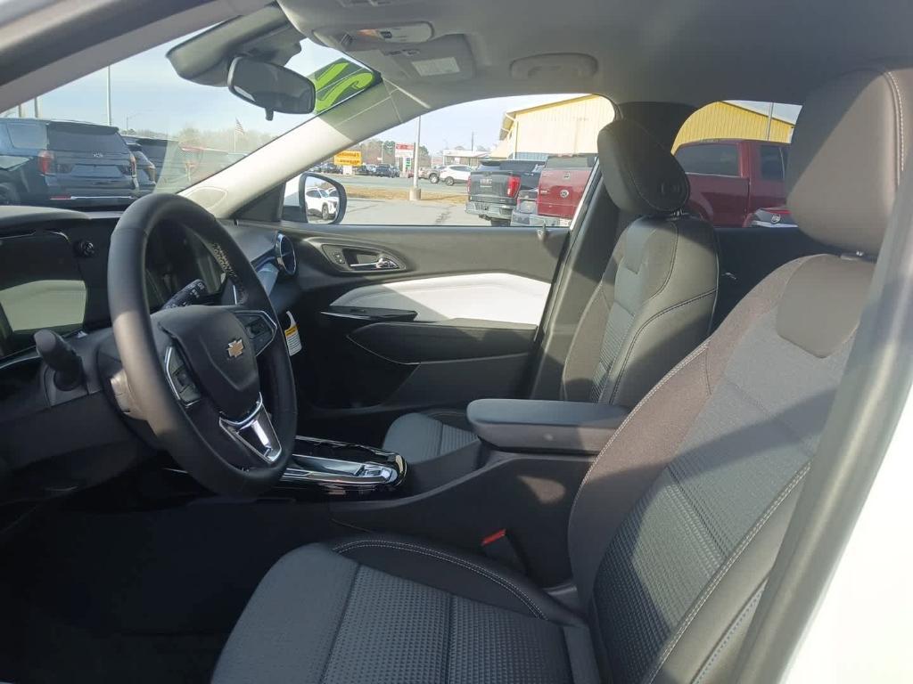 new 2026 Chevrolet Trax car, priced at $25,885