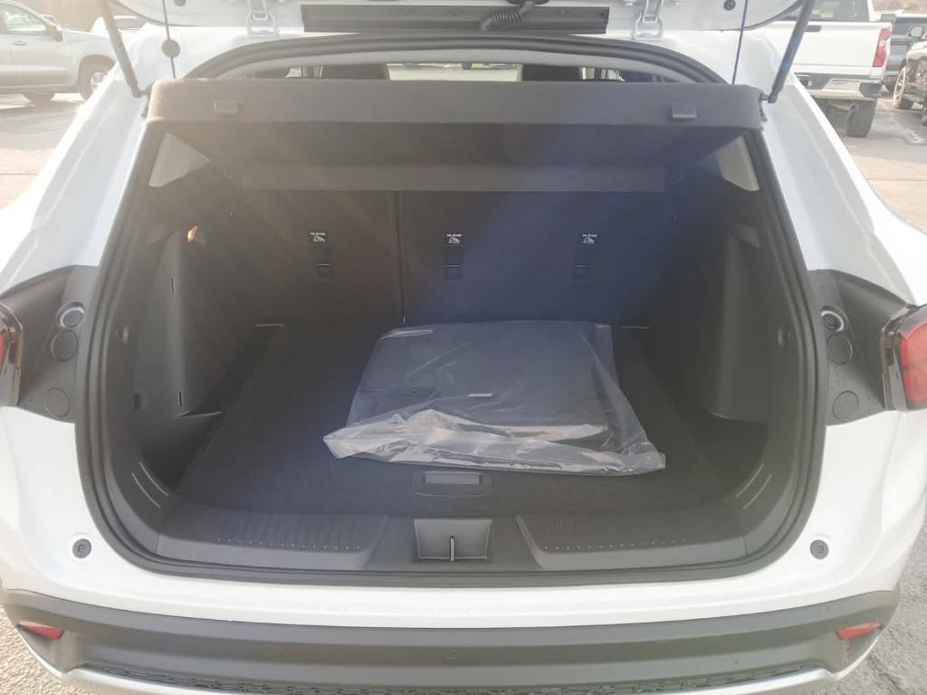 new 2026 Chevrolet Trax car, priced at $25,885