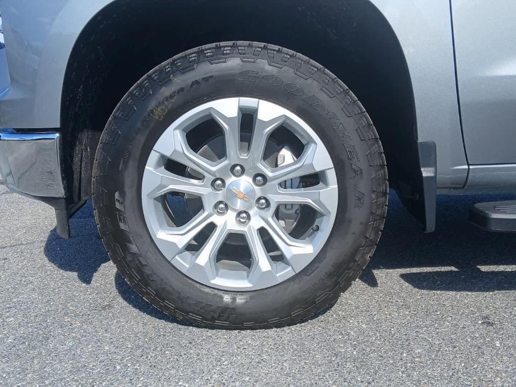 new 2026 Chevrolet Silverado 1500 car, priced at $68,610