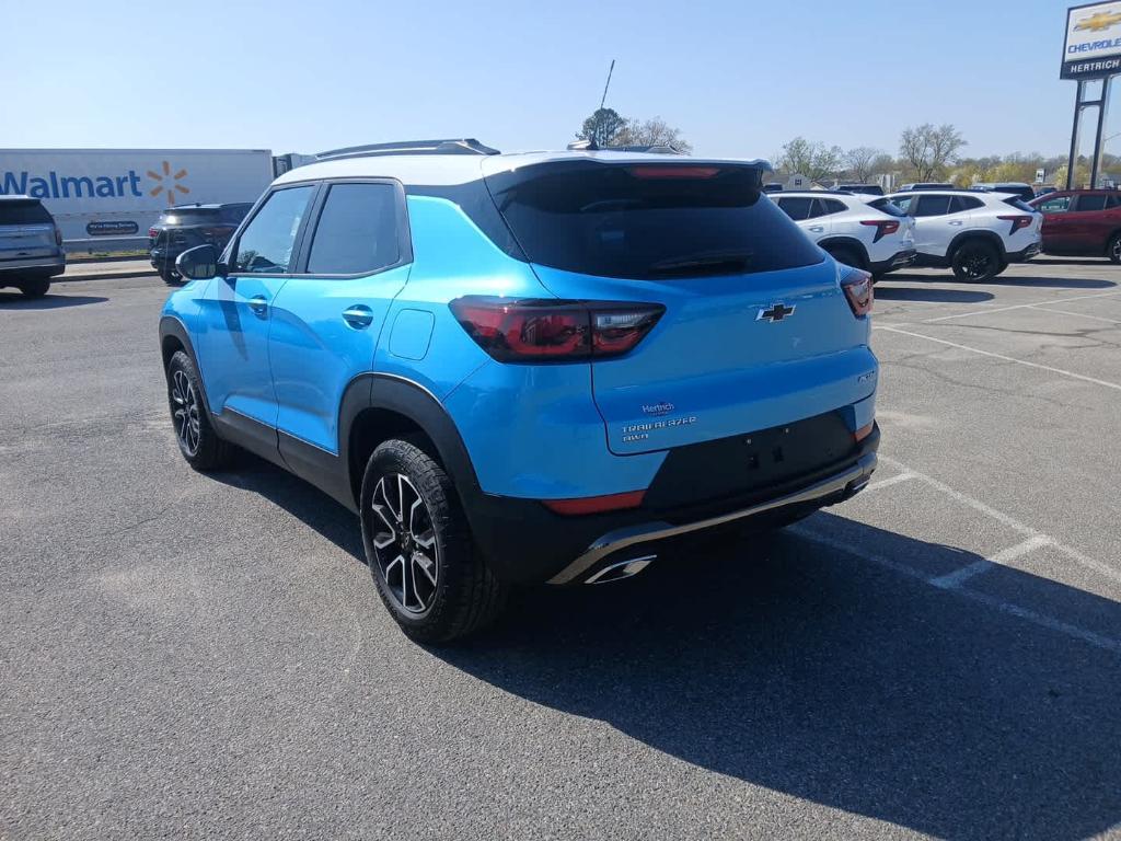 new 2025 Chevrolet TrailBlazer car, priced at $30,580