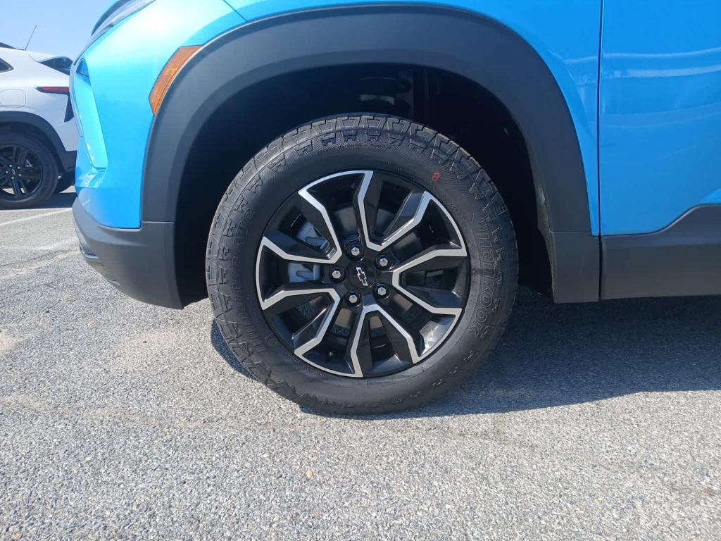 new 2025 Chevrolet TrailBlazer car, priced at $30,580