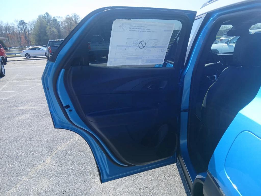 new 2025 Chevrolet TrailBlazer car, priced at $30,580