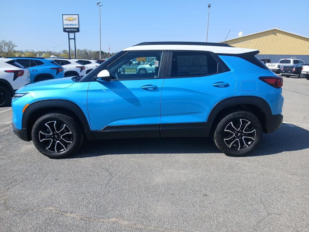 new 2025 Chevrolet TrailBlazer car, priced at $30,580