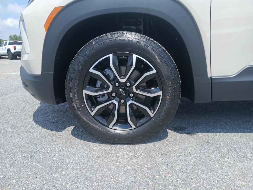 new 2026 Chevrolet TrailBlazer car, priced at $32,980