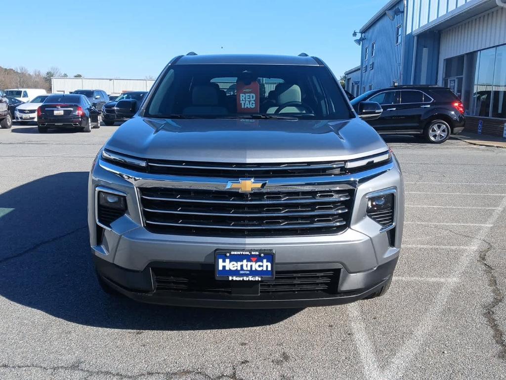 new 2026 Chevrolet Traverse car, priced at $42,695