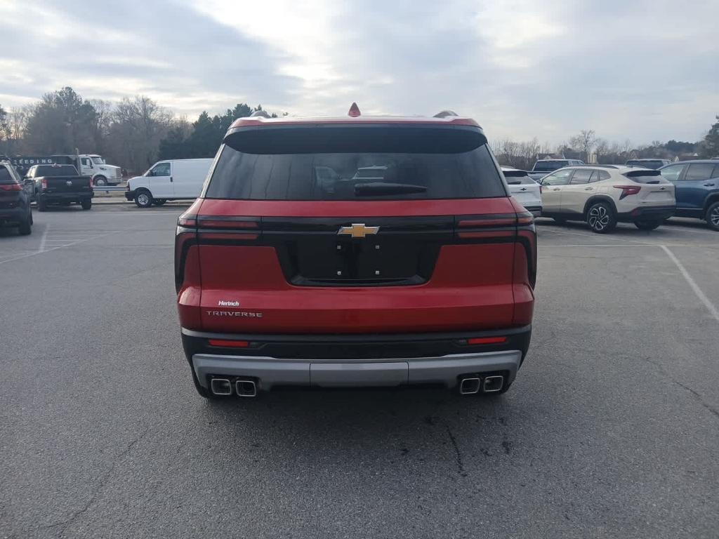 new 2026 Chevrolet Traverse car, priced at $43,190