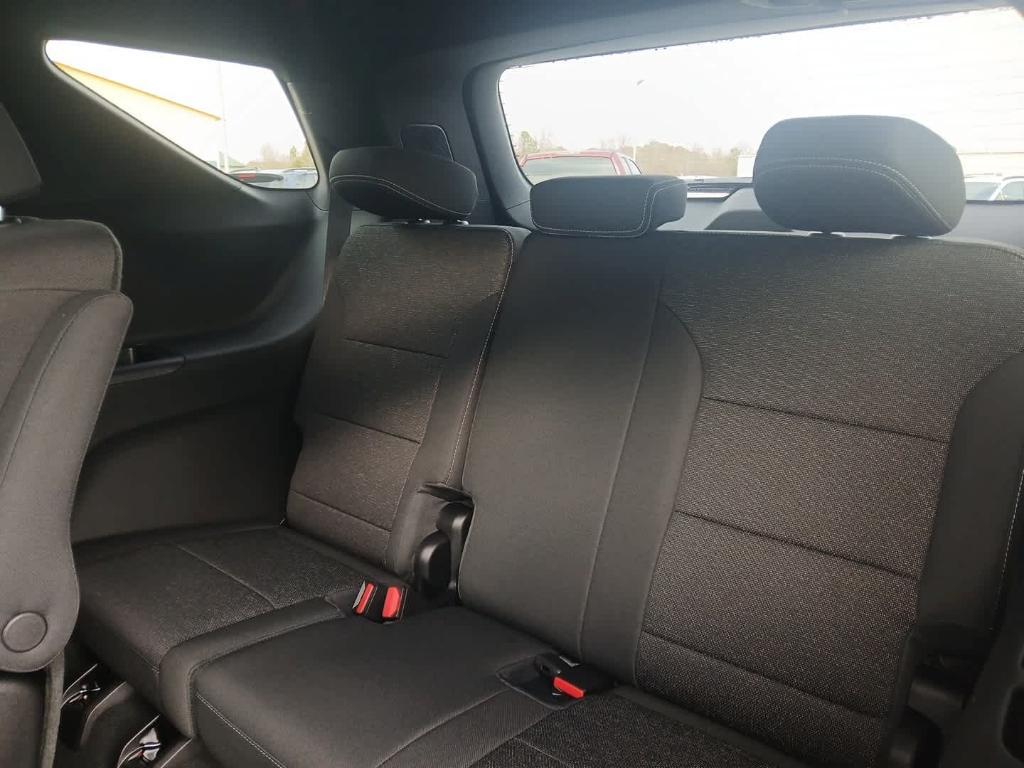 new 2026 Chevrolet Traverse car, priced at $43,190