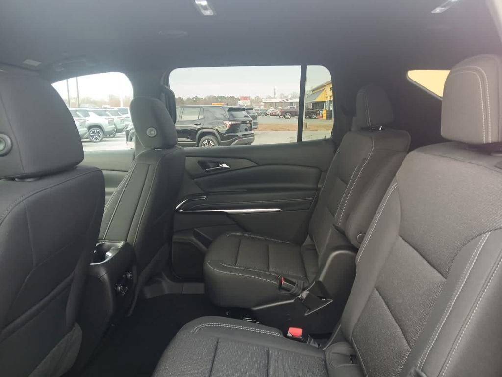 new 2026 Chevrolet Traverse car, priced at $43,190