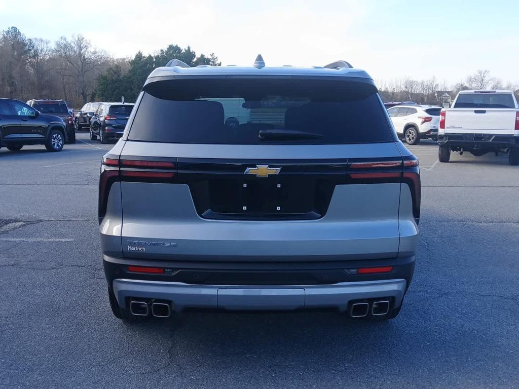 new 2026 Chevrolet Traverse car, priced at $46,599