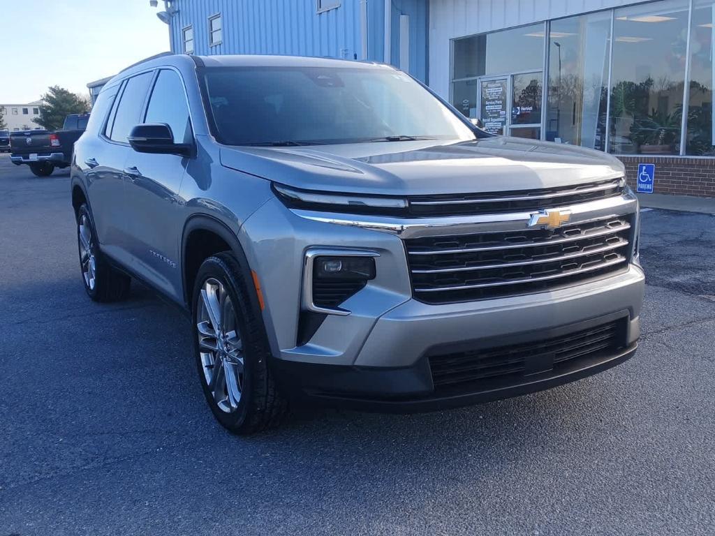 new 2026 Chevrolet Traverse car, priced at $46,599
