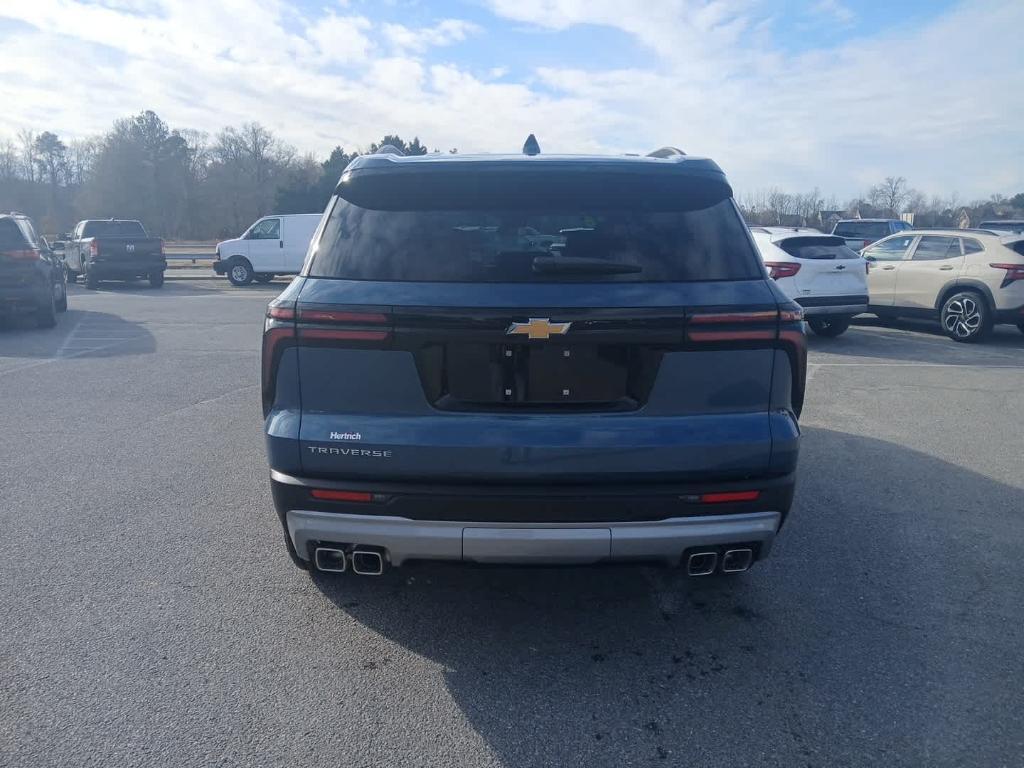 new 2026 Chevrolet Traverse car, priced at $42,695
