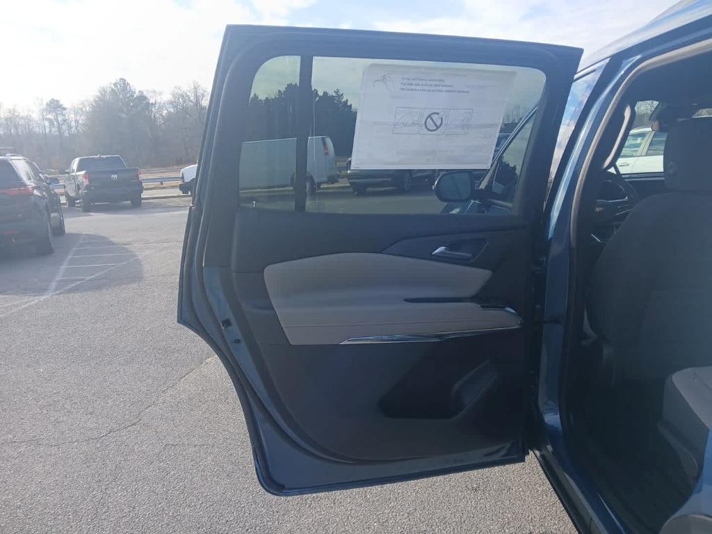 new 2026 Chevrolet Traverse car, priced at $42,695