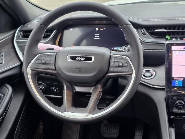 new 2025 Jeep Grand Cherokee L car, priced at $44,952