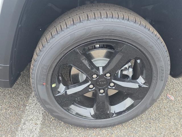 new 2025 Jeep Grand Cherokee L car, priced at $44,952