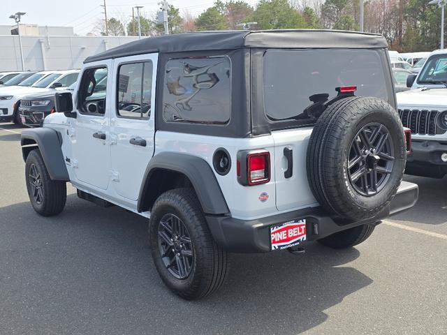 new 2026 Jeep Wrangler car, priced at $45,592