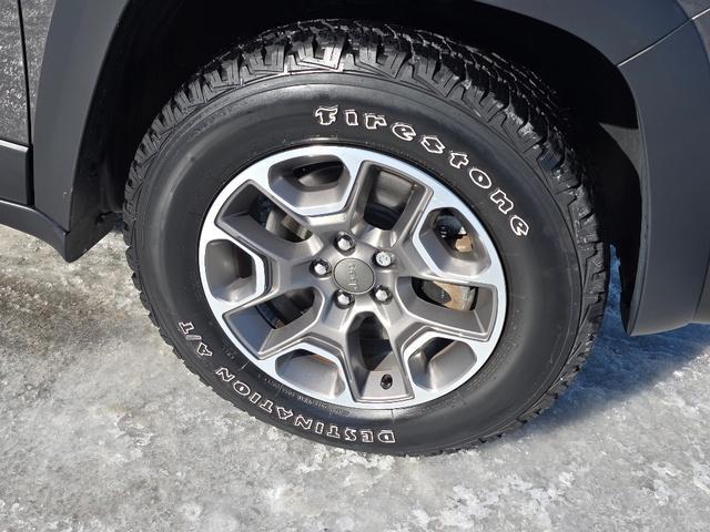 used 2021 Jeep Cherokee car, priced at $22,981