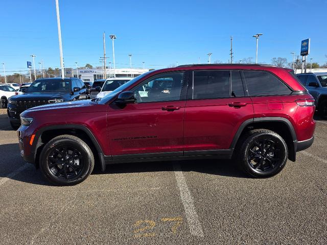 new 2025 Jeep Grand Cherokee car, priced at $38,717