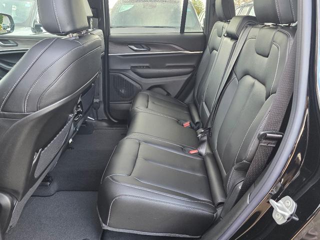 new 2025 Jeep Grand Cherokee car, priced at $44,697