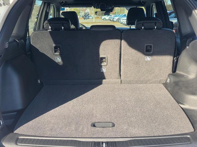 new 2025 Jeep Grand Cherokee car, priced at $37,097