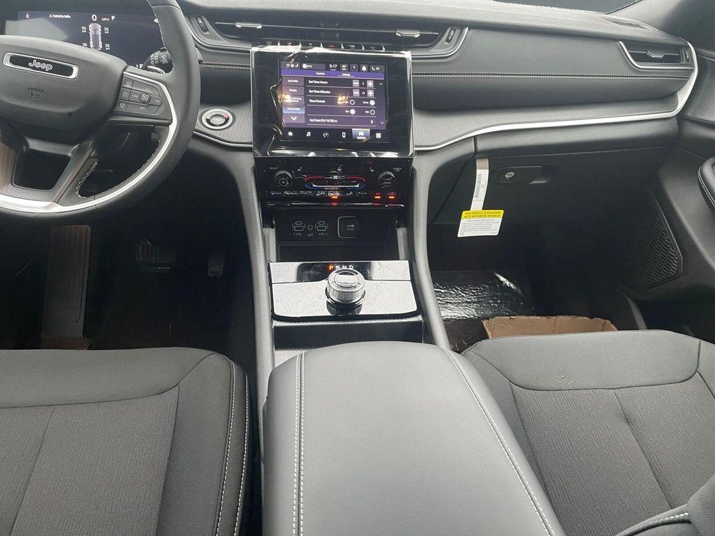 new 2026 Jeep Grand Cherokee car, priced at $42,710