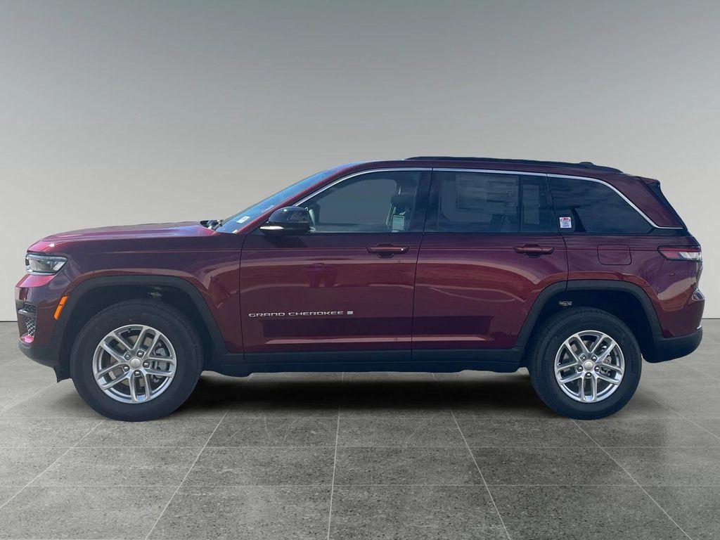 new 2026 Jeep Grand Cherokee car, priced at $40,720