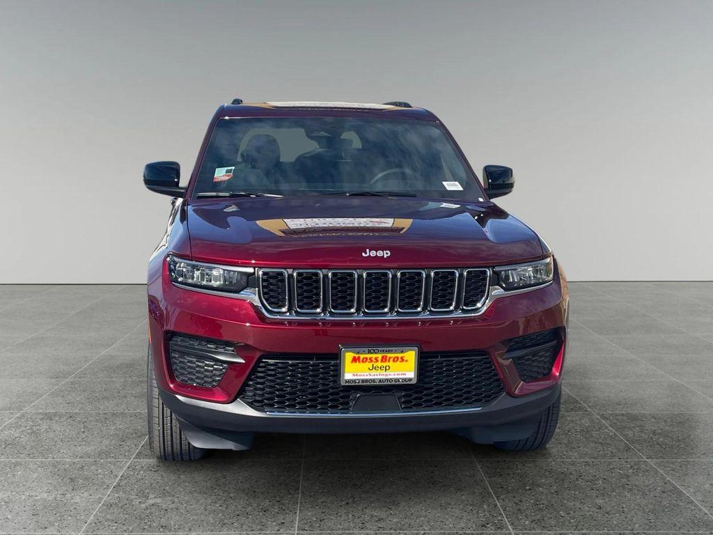 new 2026 Jeep Grand Cherokee car, priced at $40,720
