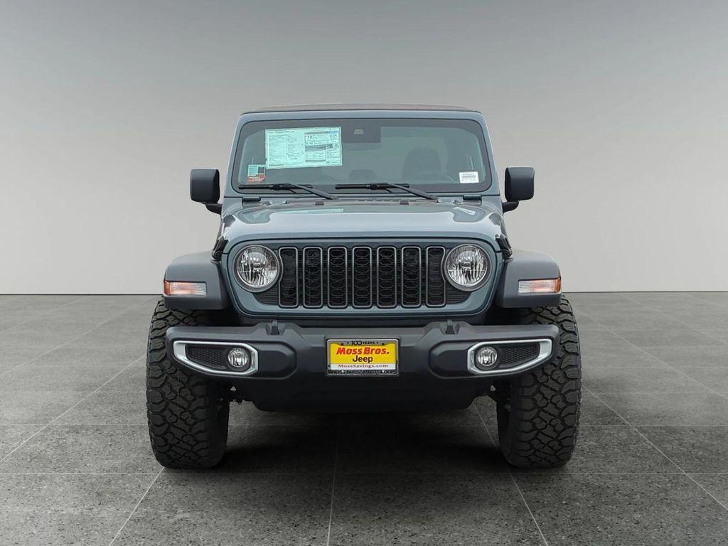 used 2025 Jeep Gladiator car