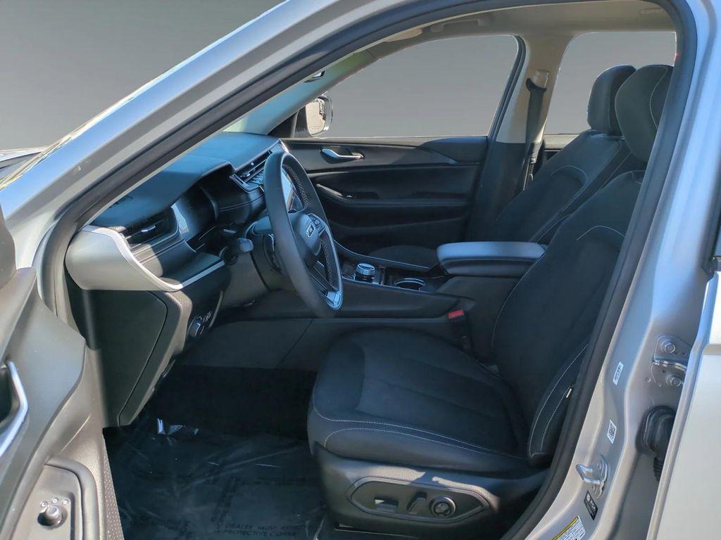 used 2023 Jeep Grand Cherokee L car