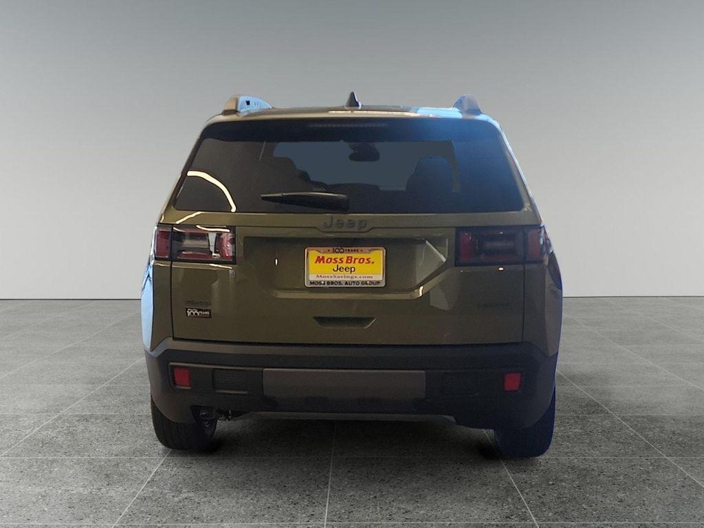 new 2026 Jeep Cherokee car, priced at $40,900