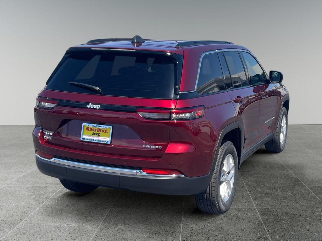 new 2026 Jeep Grand Cherokee car, priced at $45,215