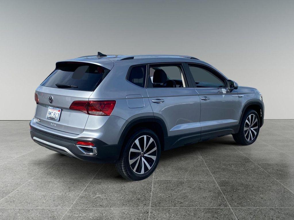 used 2024 Volkswagen Taos car