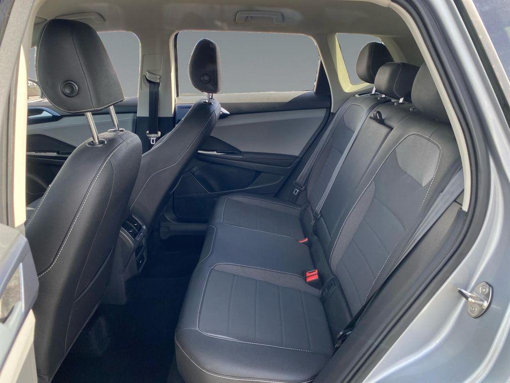 used 2024 Volkswagen Taos car