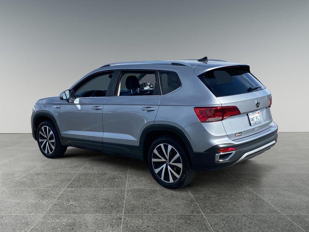 used 2024 Volkswagen Taos car
