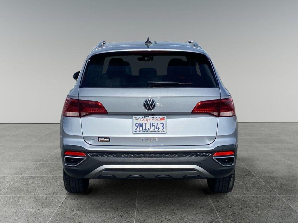 used 2024 Volkswagen Taos car