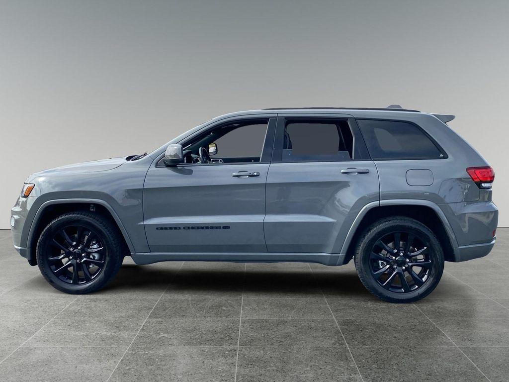 used 2022 Jeep Grand Cherokee car, priced at $30,381