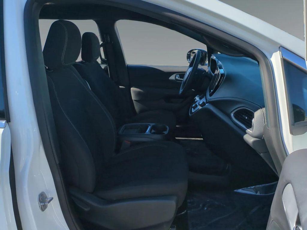 used 2024 Chrysler Pacifica car, priced at $31,950