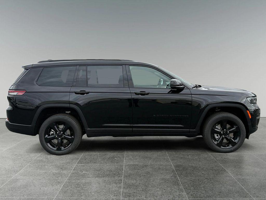 new 2025 Jeep Grand Cherokee L car, priced at $52,220