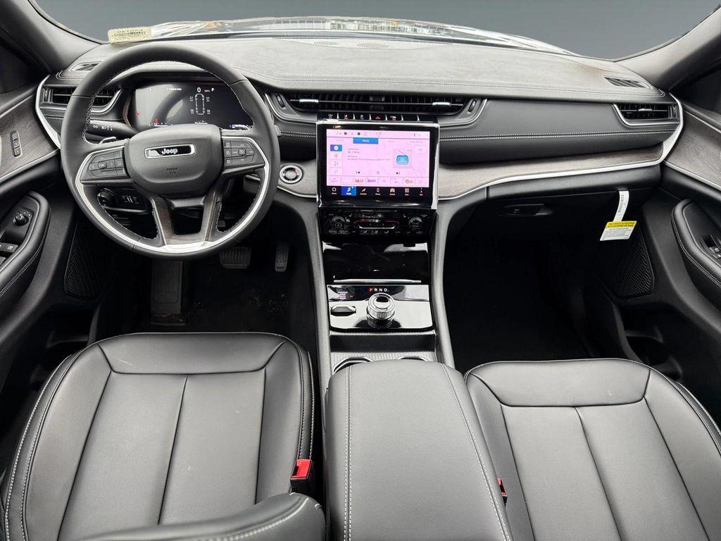 new 2025 Jeep Grand Cherokee L car, priced at $52,220