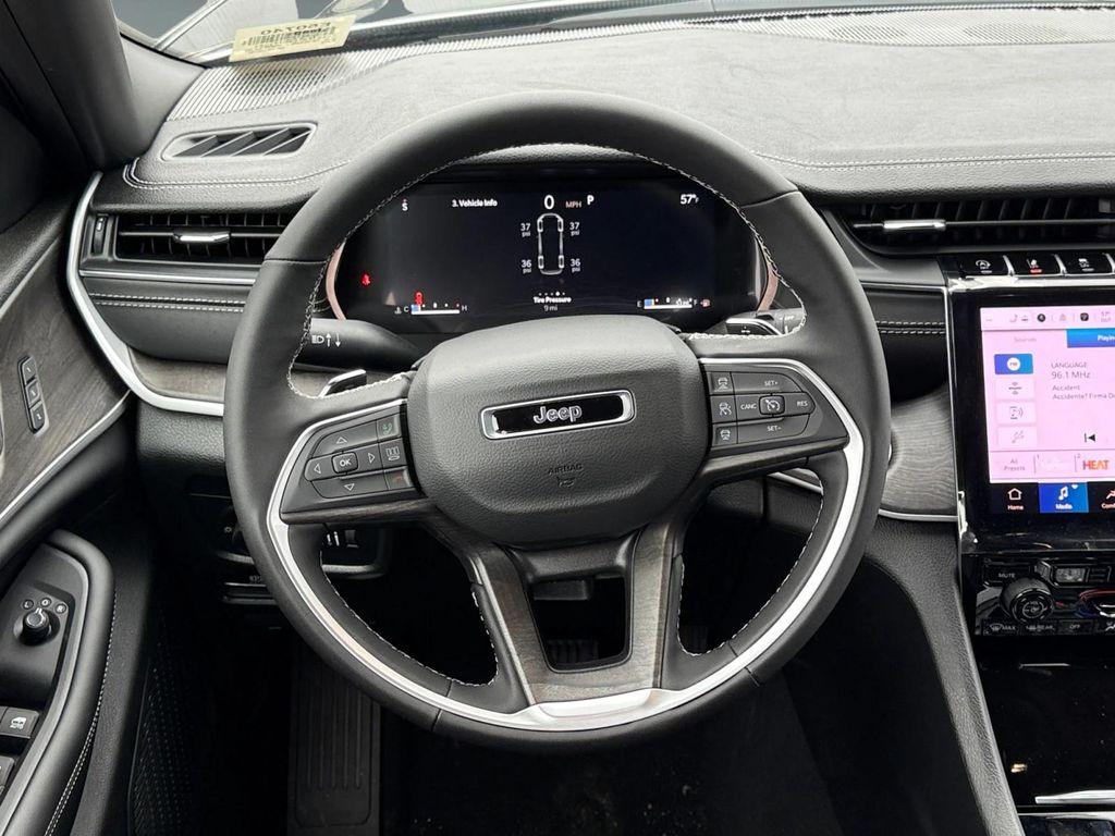 new 2025 Jeep Grand Cherokee L car, priced at $52,220