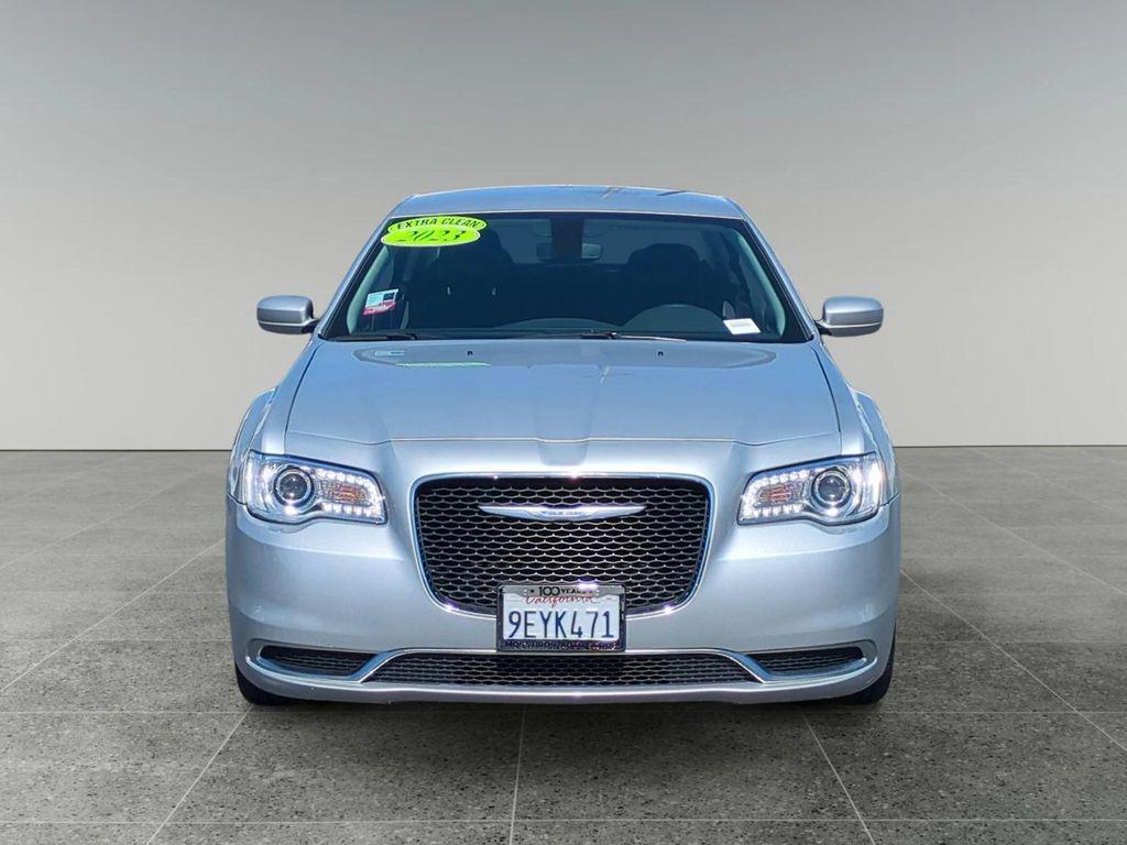 used 2023 Chrysler 300 car