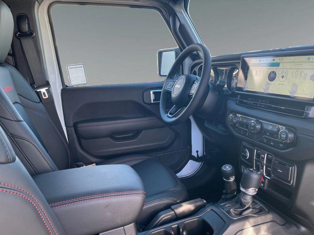 new 2026 Jeep Wrangler car, priced at $65,385