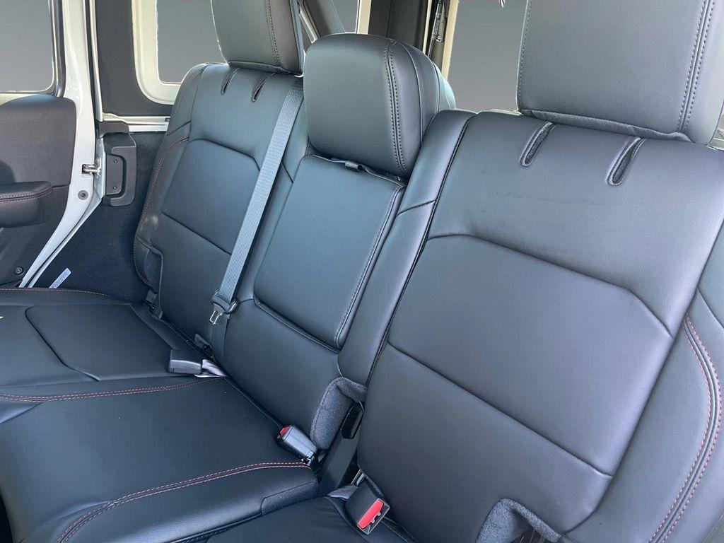 new 2026 Jeep Wrangler car, priced at $65,385